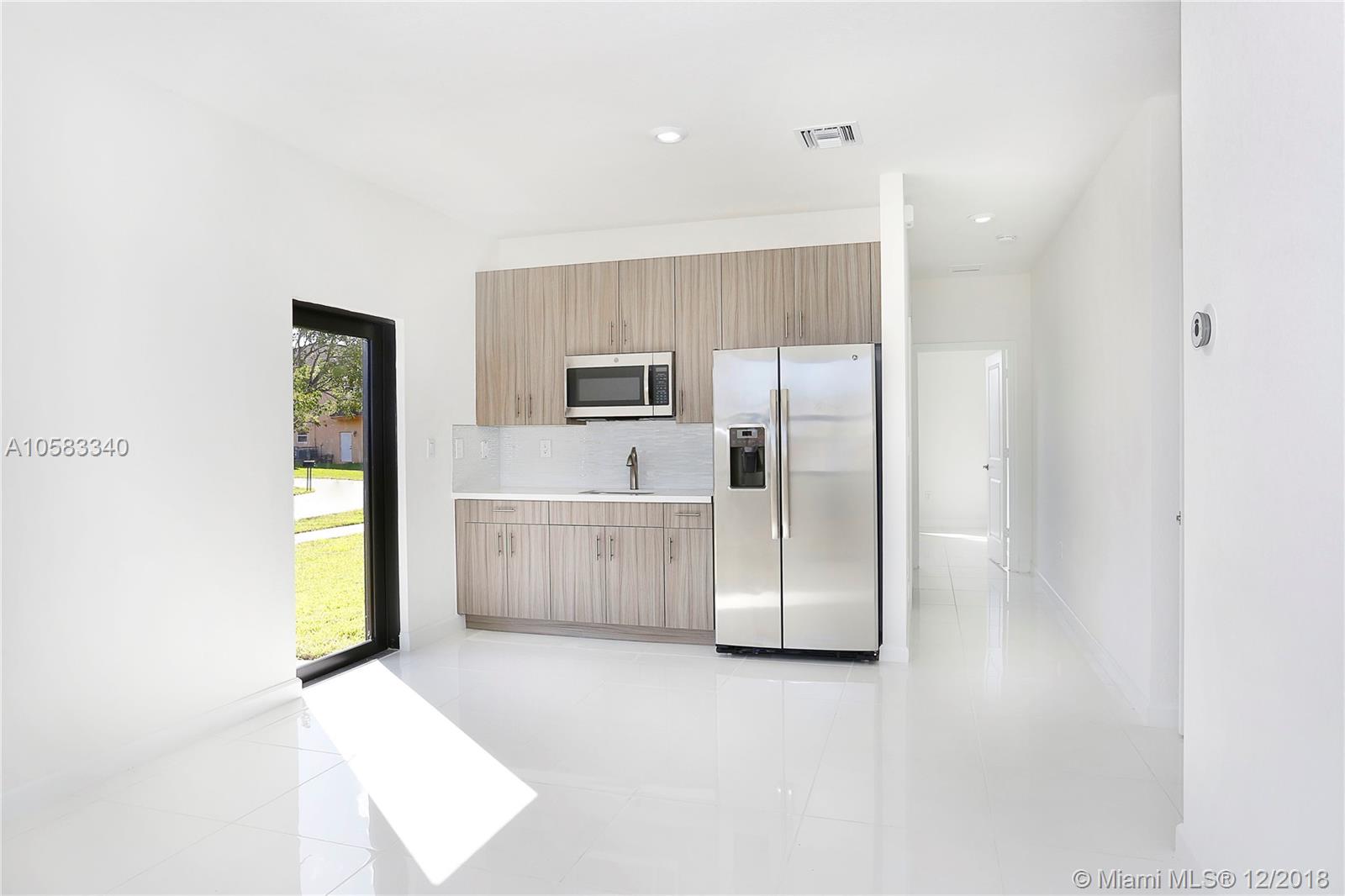 LOS PRADOS - Residential