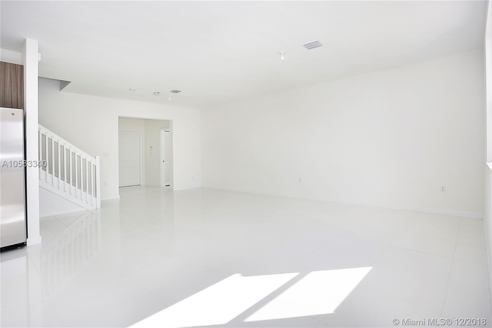 LOS PRADOS - Residential