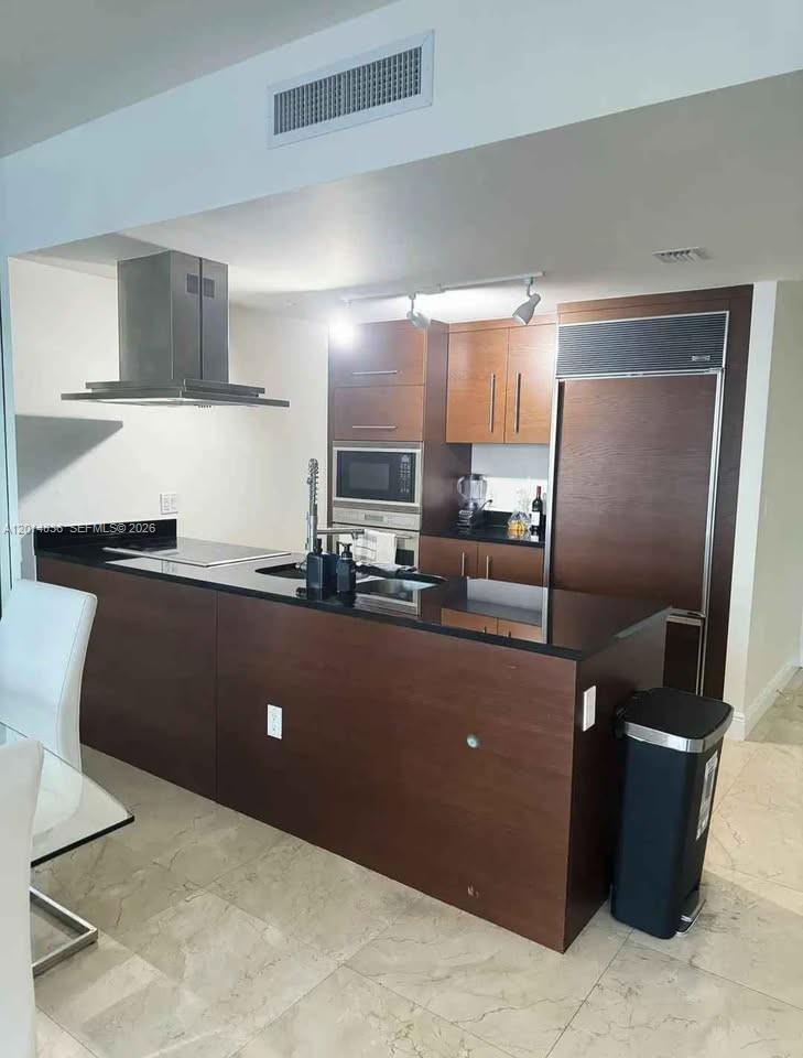 ICON BRICKELL NO TWO - Residential Lease