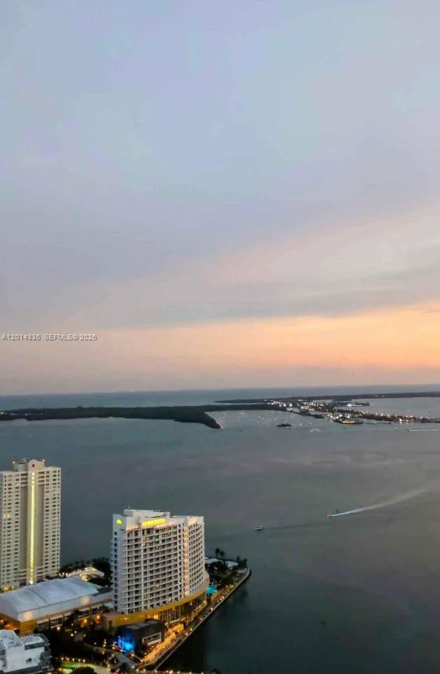 ICON BRICKELL NO TWO - Residential Lease