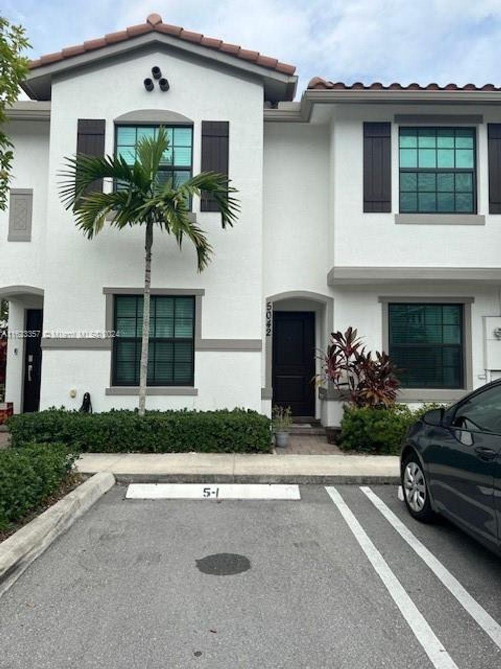 Photo of 5042 Genove Pl, Palm Beach Gardens, FL 33410 (MLS # A11623357)