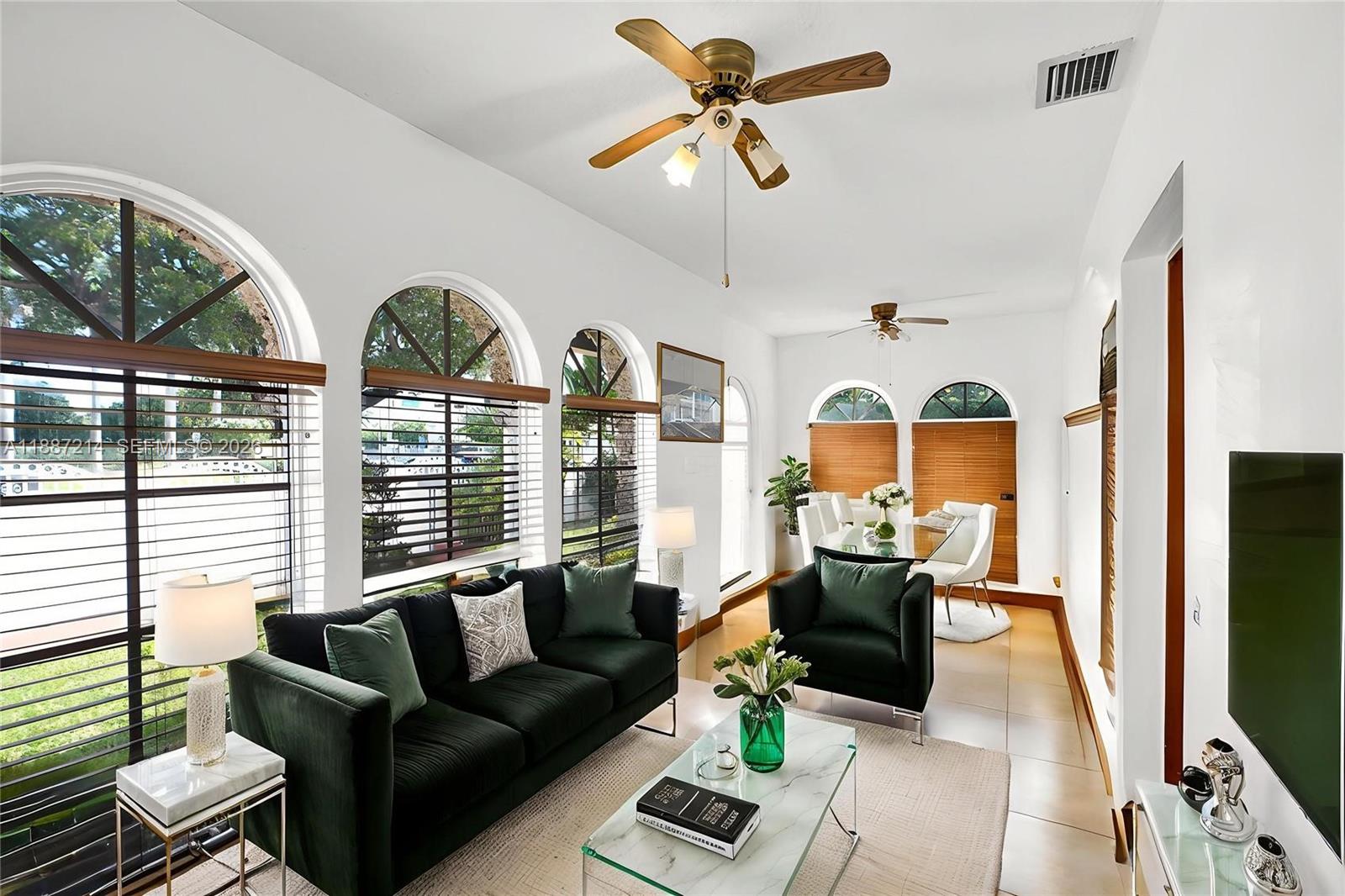 AMD PLAT OF SUNSET LAKE S - Residential