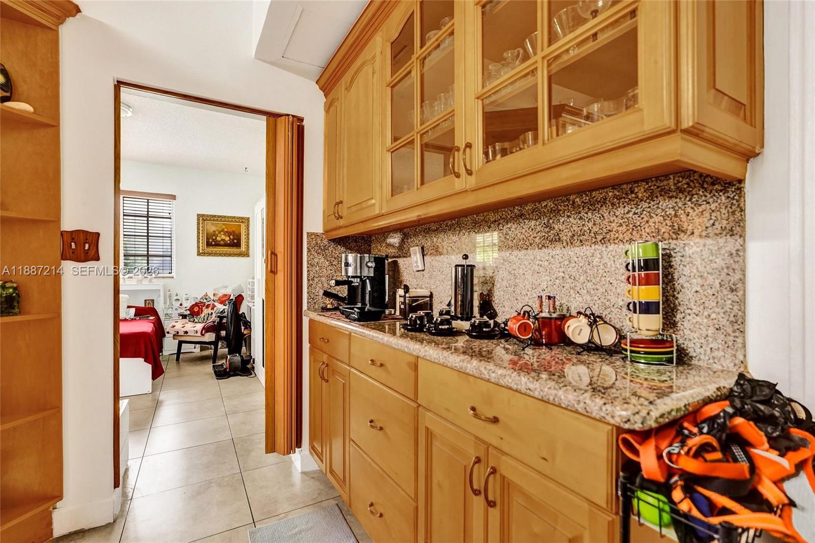 AMD PLAT OF SUNSET LAKE S - Residential