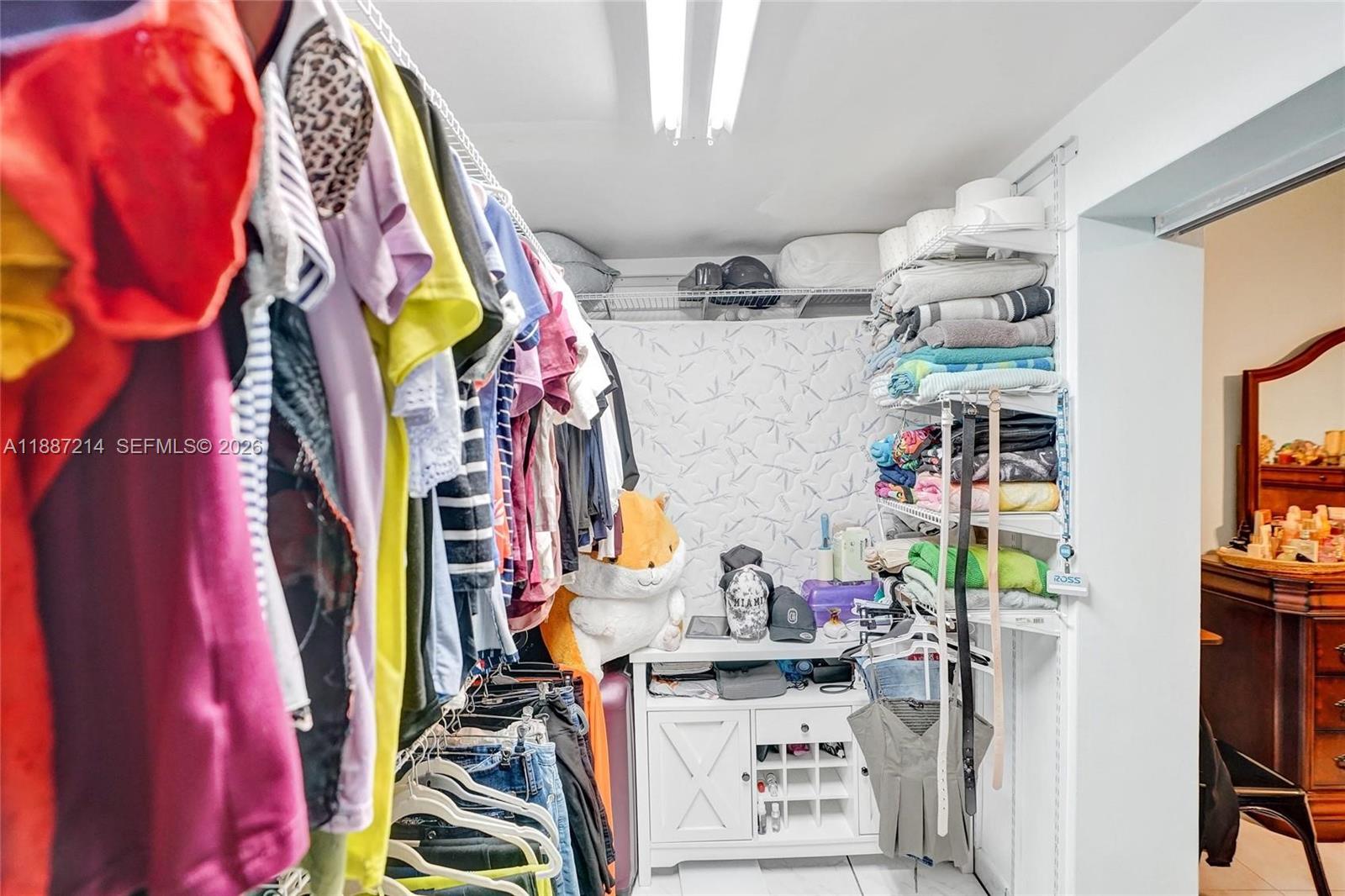 AMD PLAT OF SUNSET LAKE S - Residential