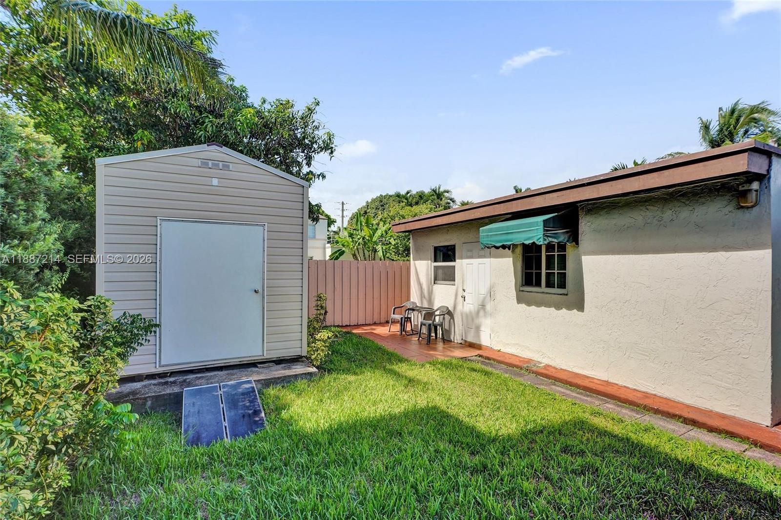 AMD PLAT OF SUNSET LAKE S - Residential