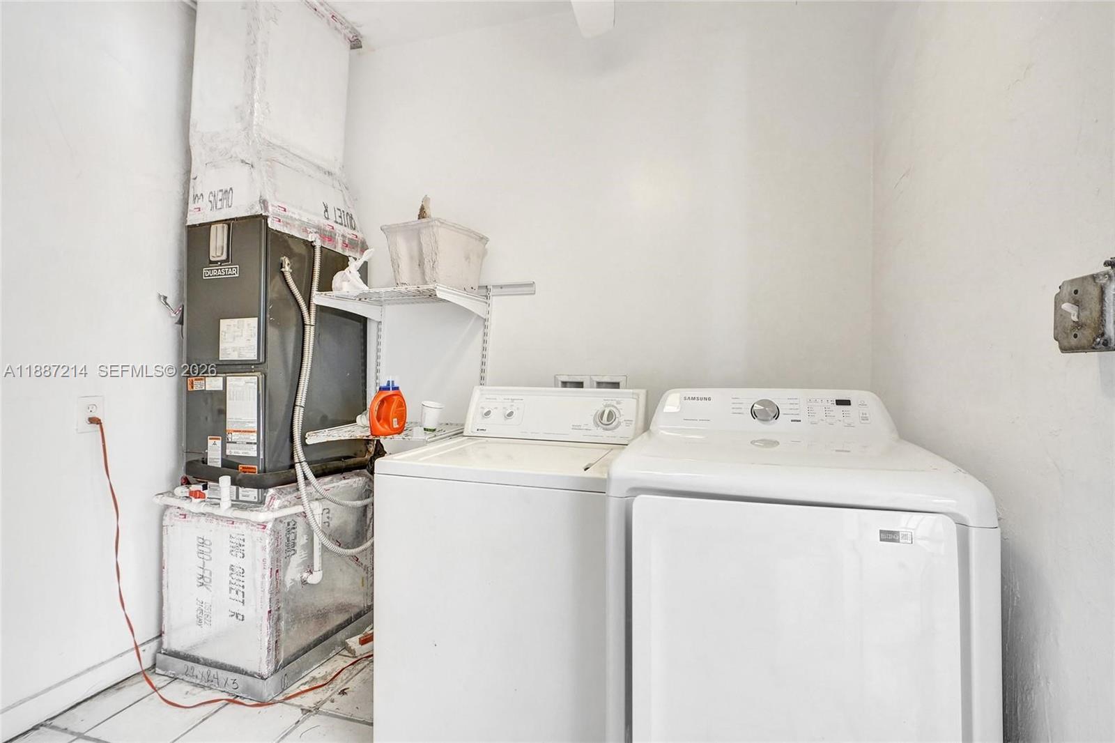 AMD PLAT OF SUNSET LAKE S - Residential