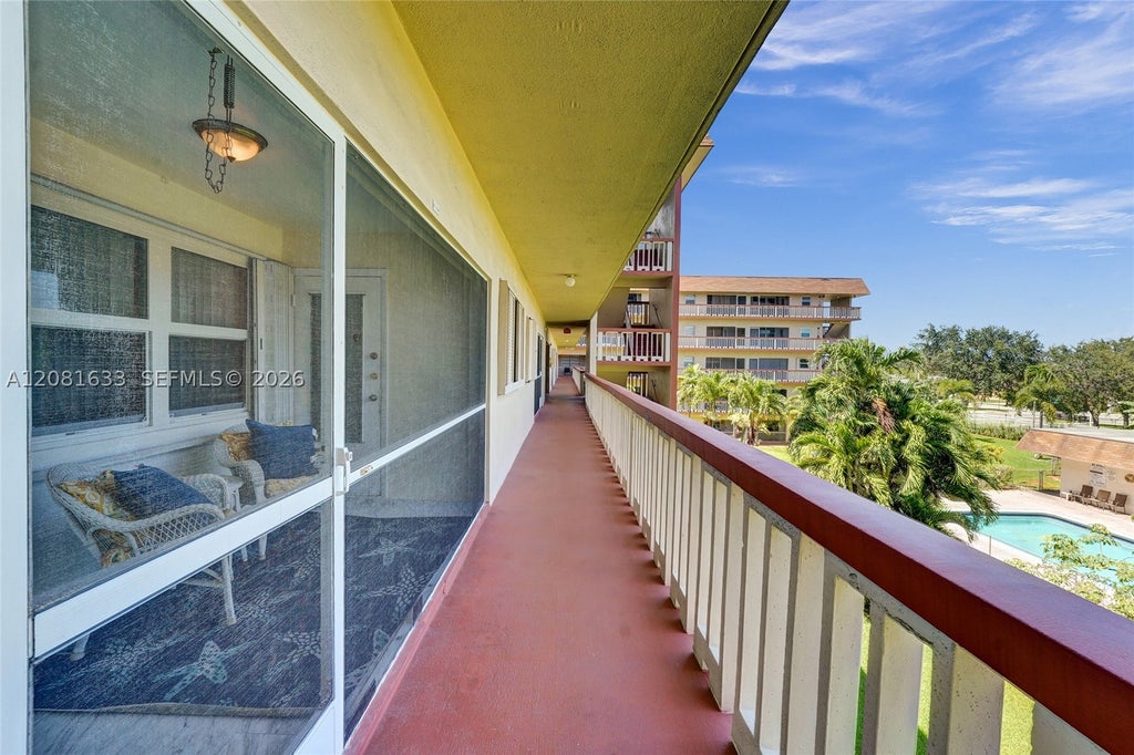 Photo of 5300 Washington St #V308, Hollywood, FL 33021 (MLS # A12081633)