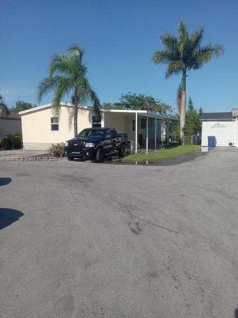 19800 Sw 180th Ave 153, Miami, Broward County, Florida - 3 Bedrooms  
2 Bathrooms - 