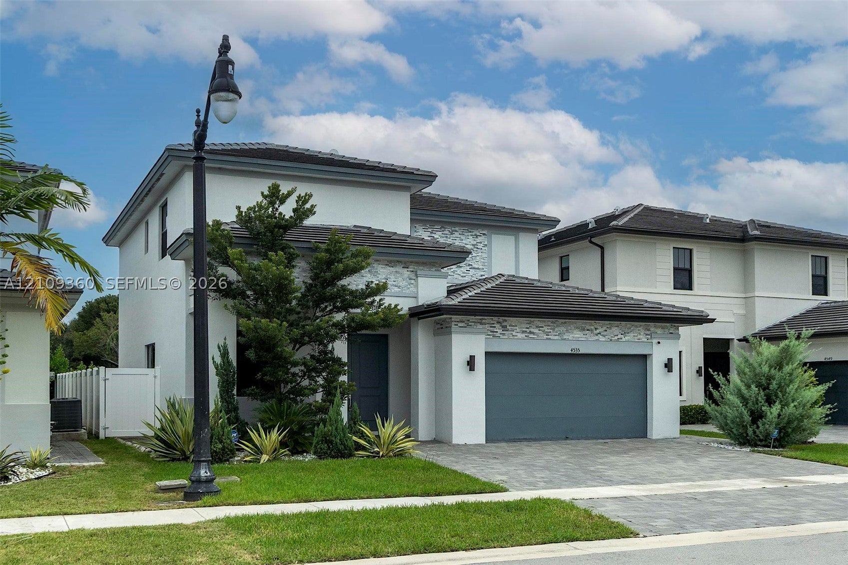 4535 SW 173rd Ave
