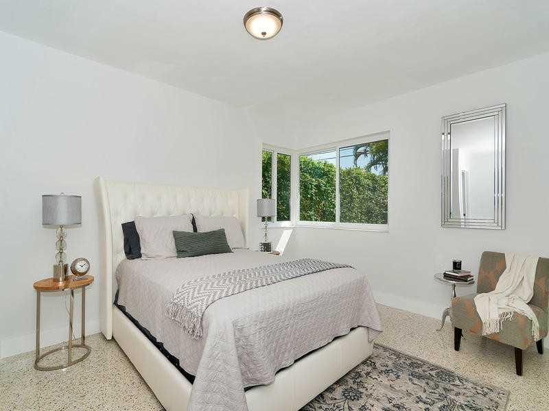 ISLE OF NORMANDY MIAMI VI - Residential