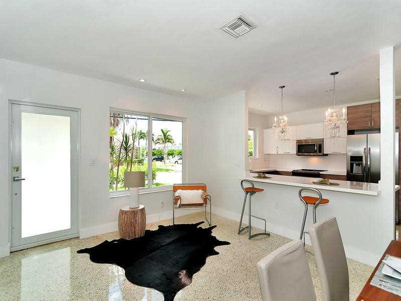 ISLE OF NORMANDY MIAMI VI - Residential