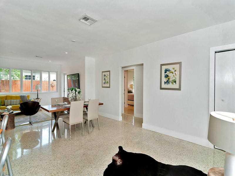 ISLE OF NORMANDY MIAMI VI - Residential