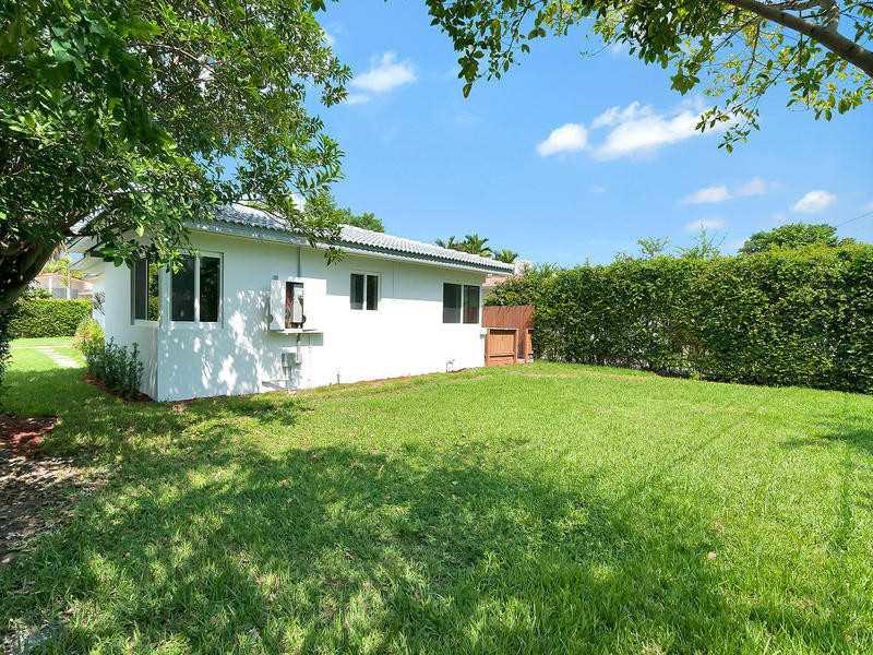 ISLE OF NORMANDY MIAMI VI - Residential