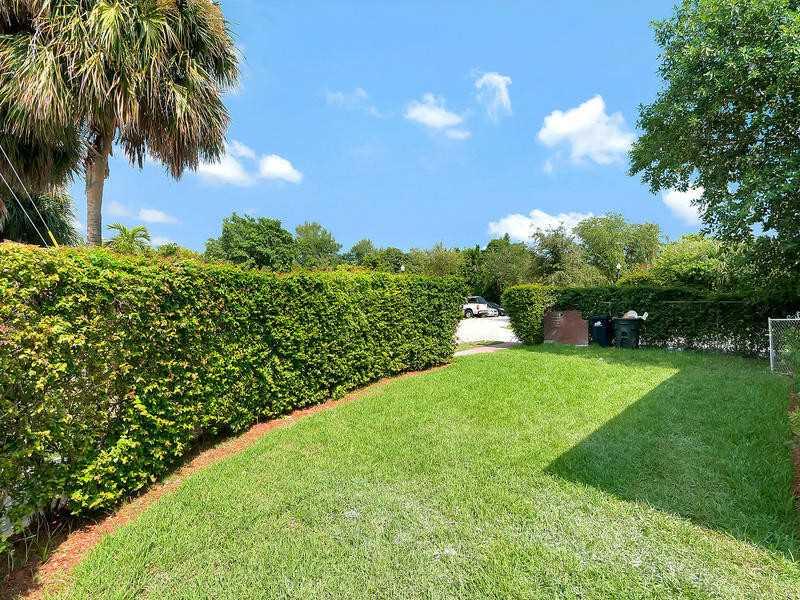 ISLE OF NORMANDY MIAMI VI - Residential