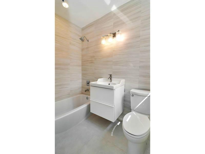 ISLE OF NORMANDY MIAMI VI - Residential