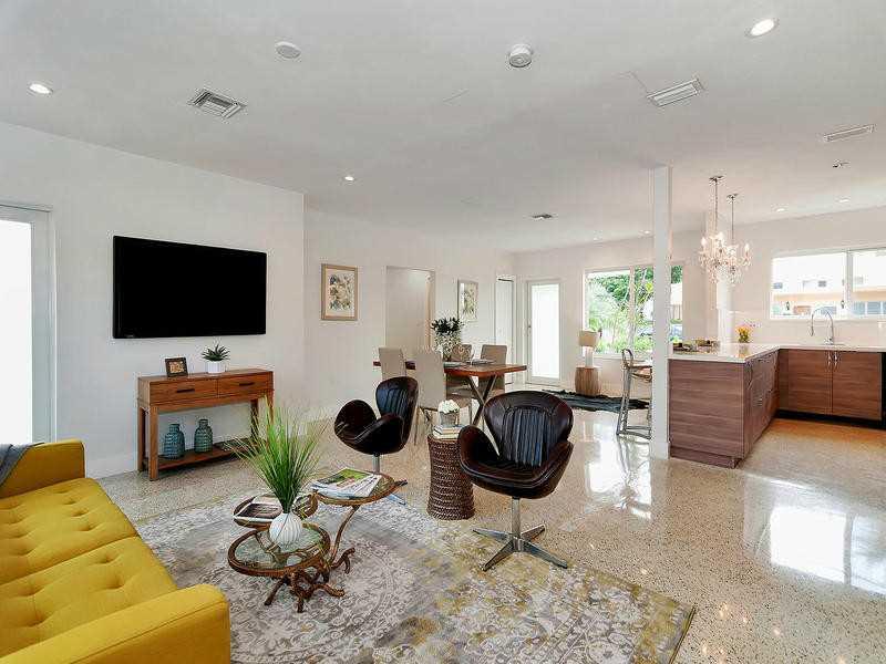 ISLE OF NORMANDY MIAMI VI - Residential