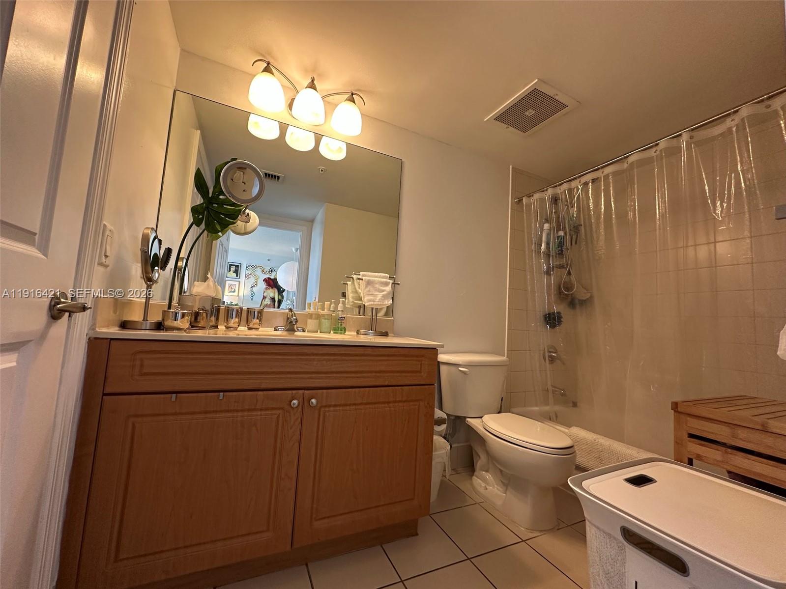 BRICKELL VISTA CONDO - Residential