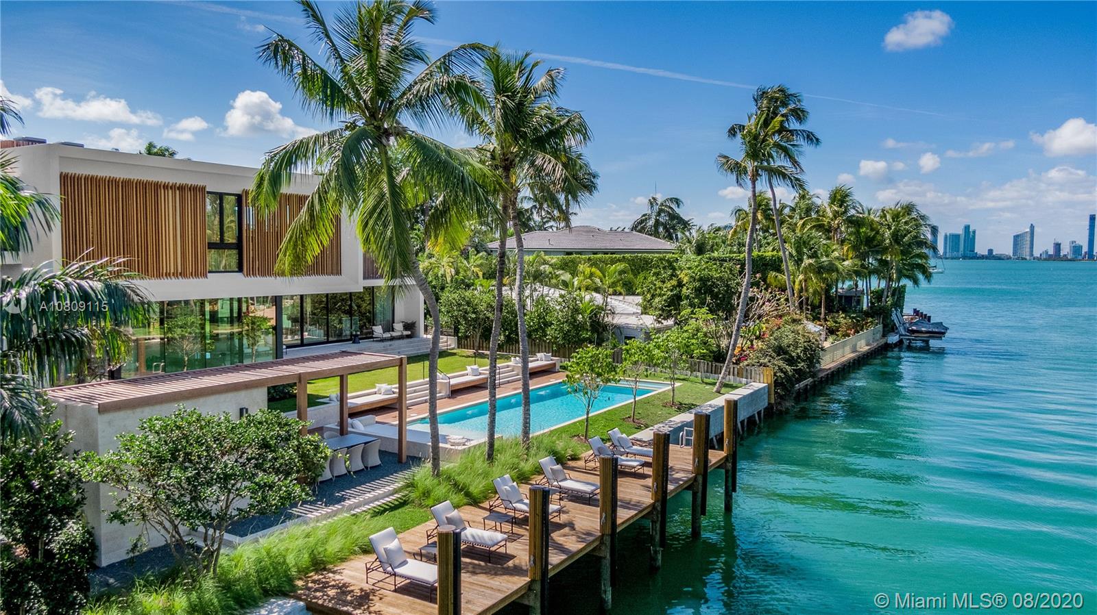 SUNSET ISLANDS-ISLAND NO - Residential