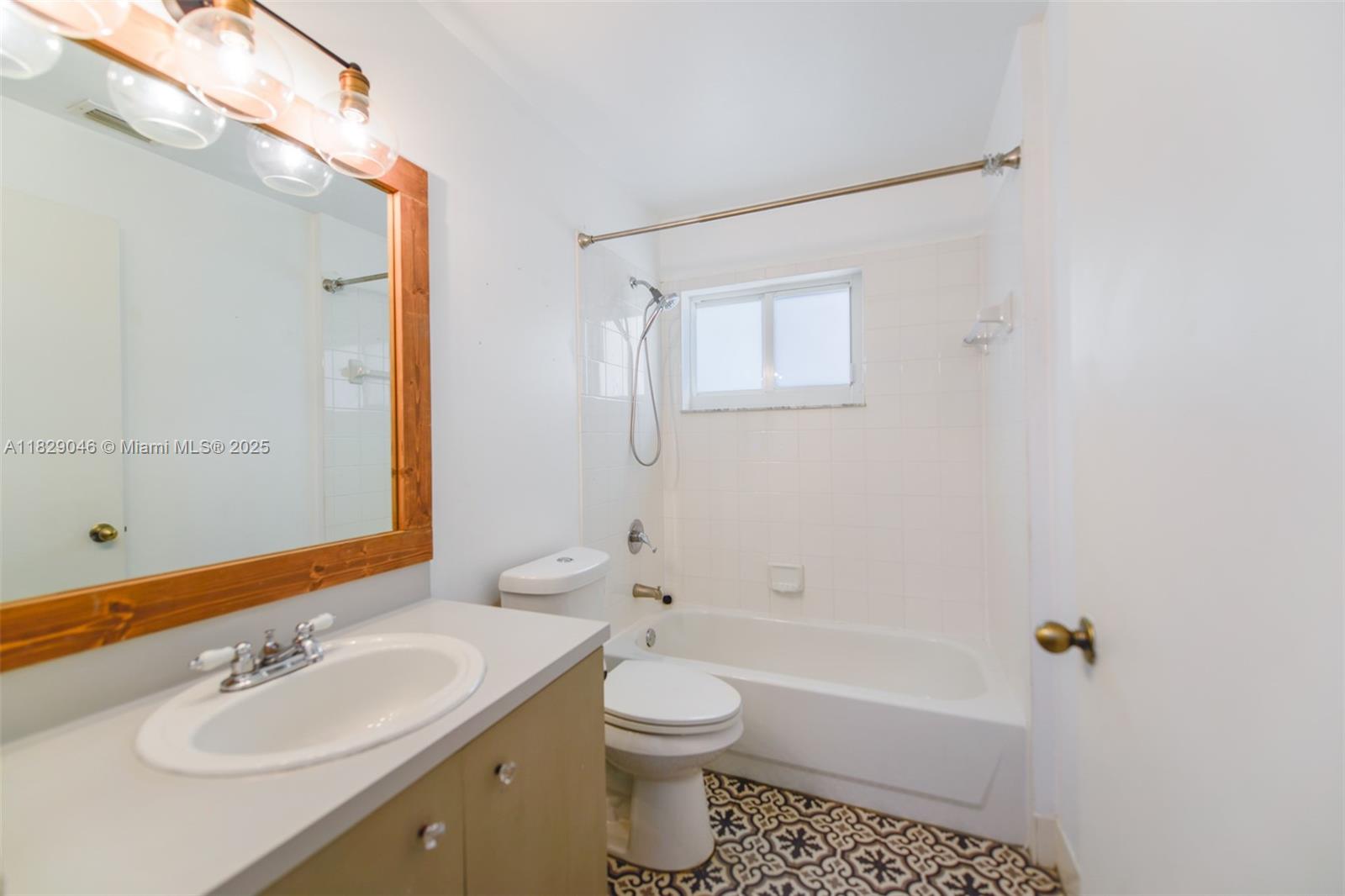 SILVER LAKES AT PEMBROKE - Residential