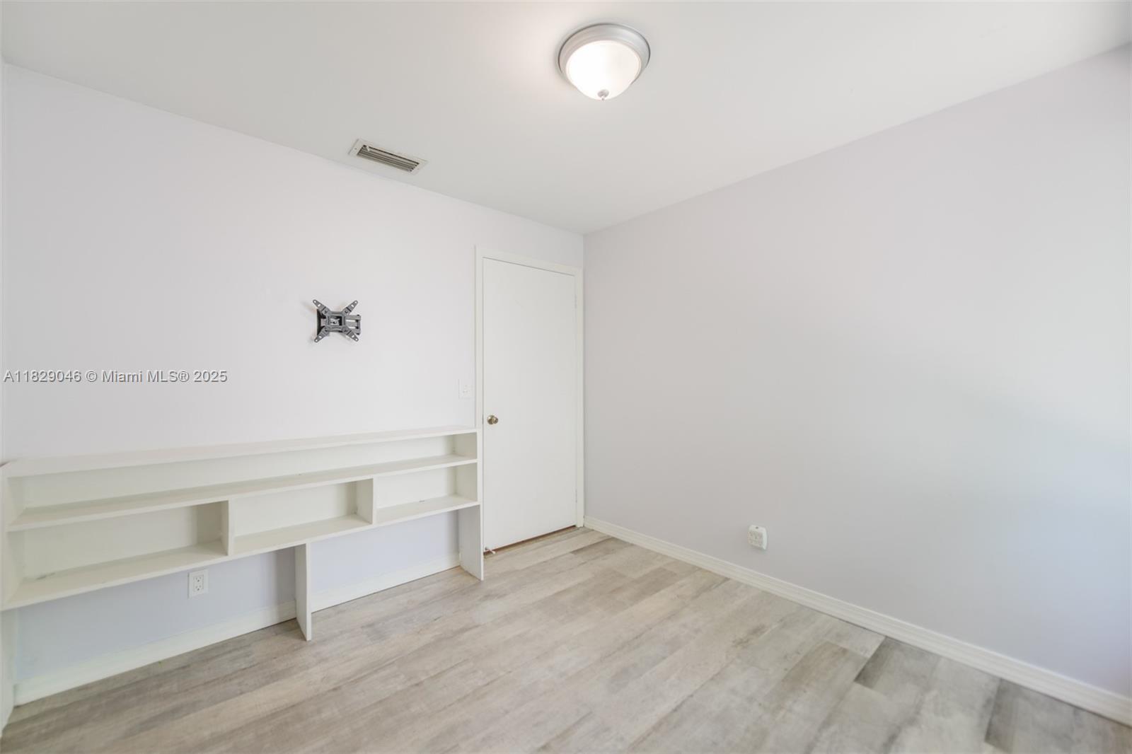 SILVER LAKES AT PEMBROKE - Residential