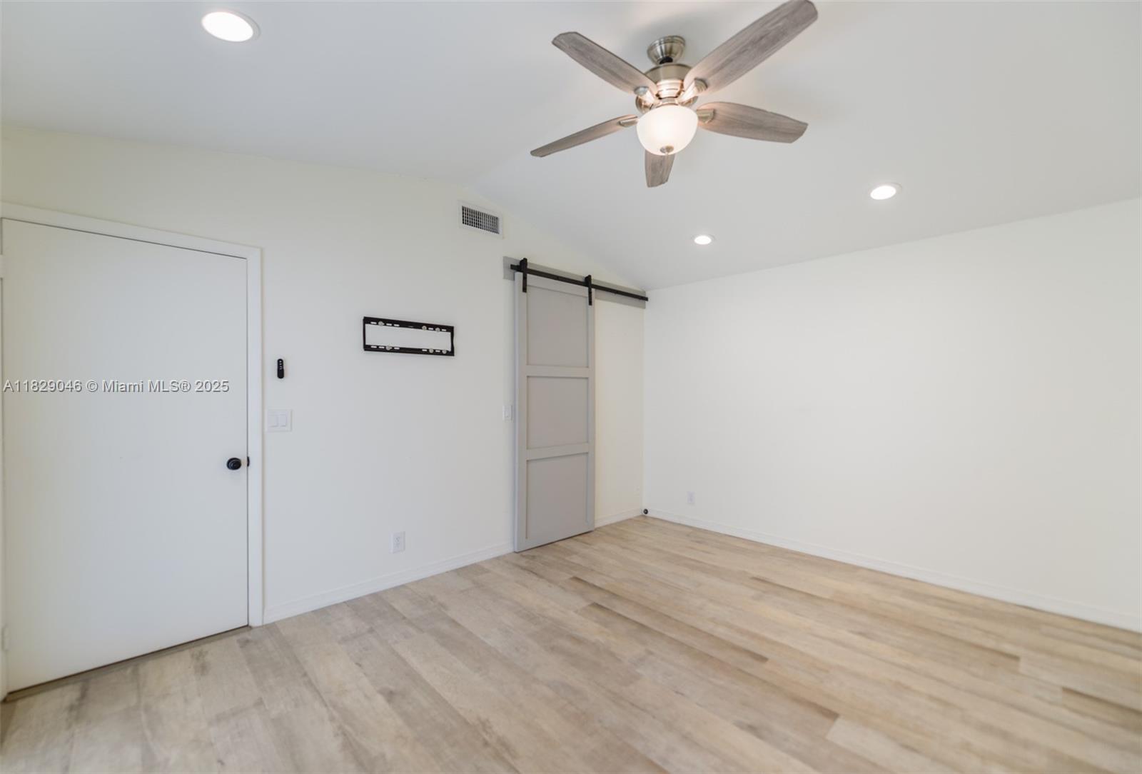 SILVER LAKES AT PEMBROKE - Residential