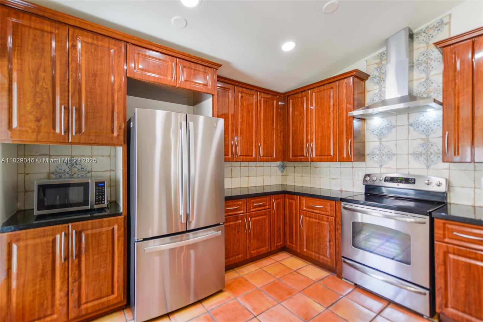 SILVER LAKES AT PEMBROKE - Residential