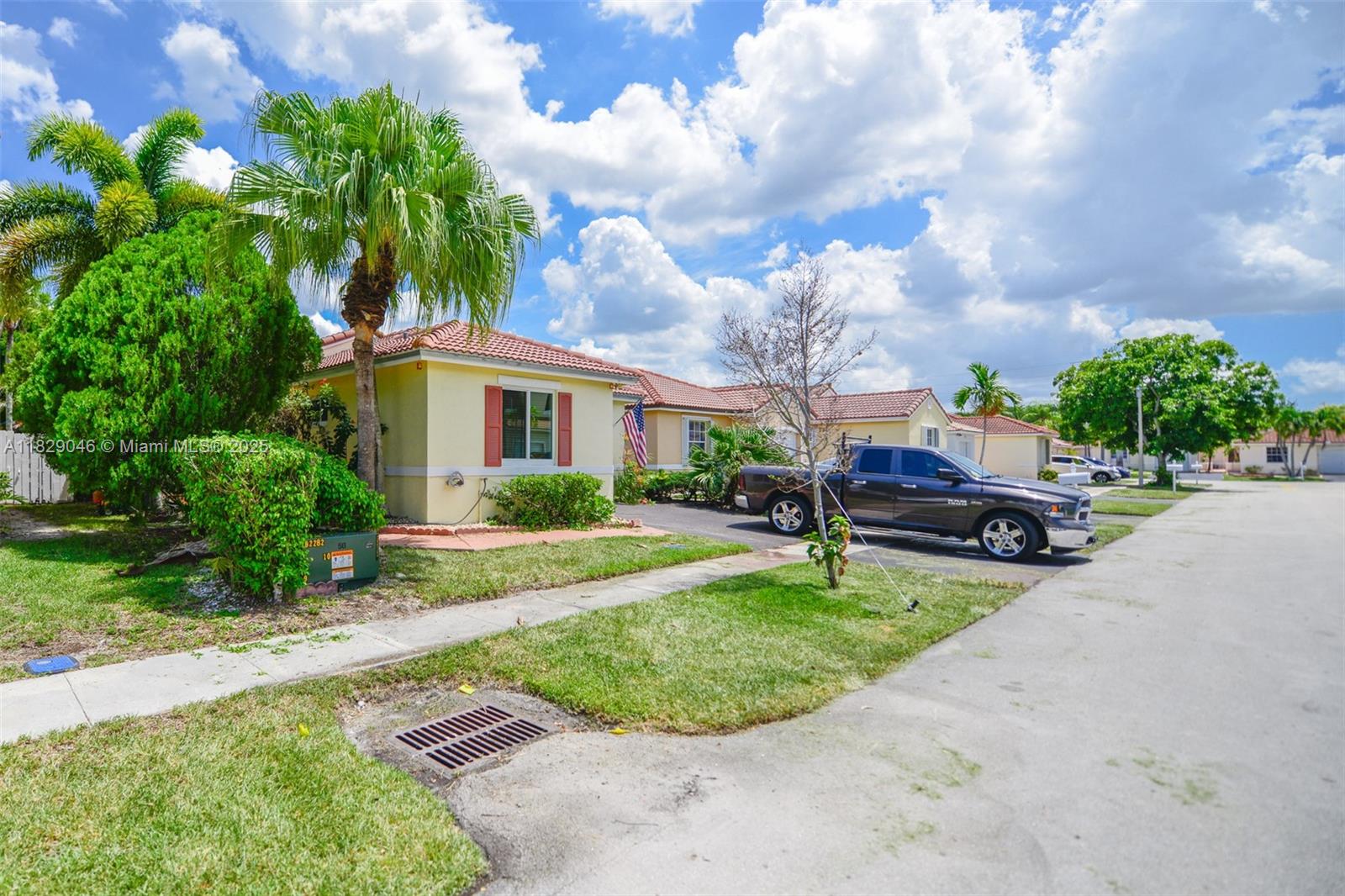 SILVER LAKES AT PEMBROKE - Residential