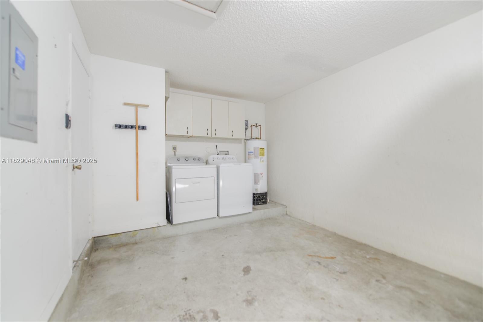 SILVER LAKES AT PEMBROKE - Residential