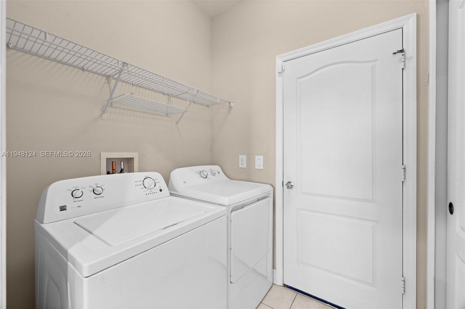 Suncoast Lakes - Residential