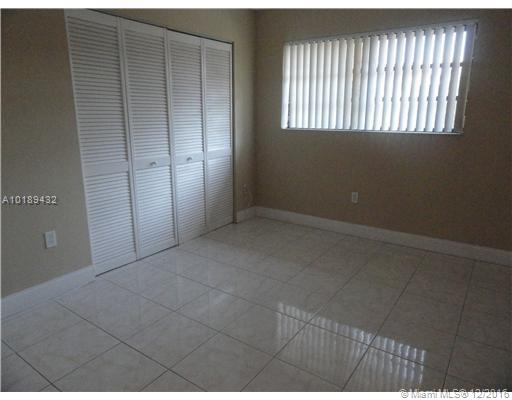 KENDALL LAKES LAKEVIEW TO - Residential Lease