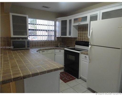 KENDALL LAKES LAKEVIEW TO - Residential Lease