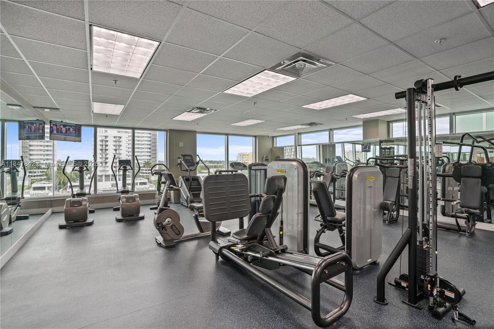 ELOQUENCE ON THE BAY COND - Residential