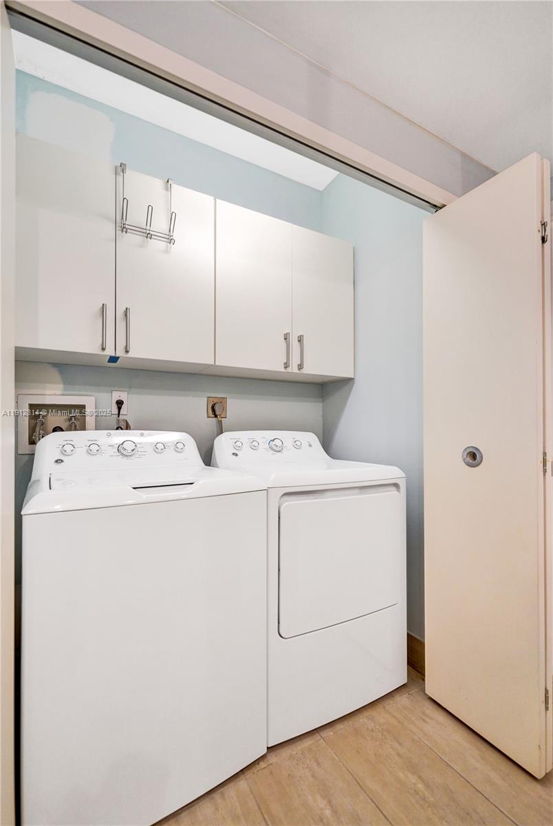 HAMPTONS WEST - Residential