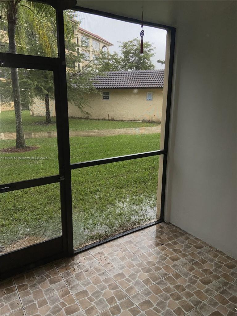 SUNRISE ISLAND CONDOMINIU - Residential