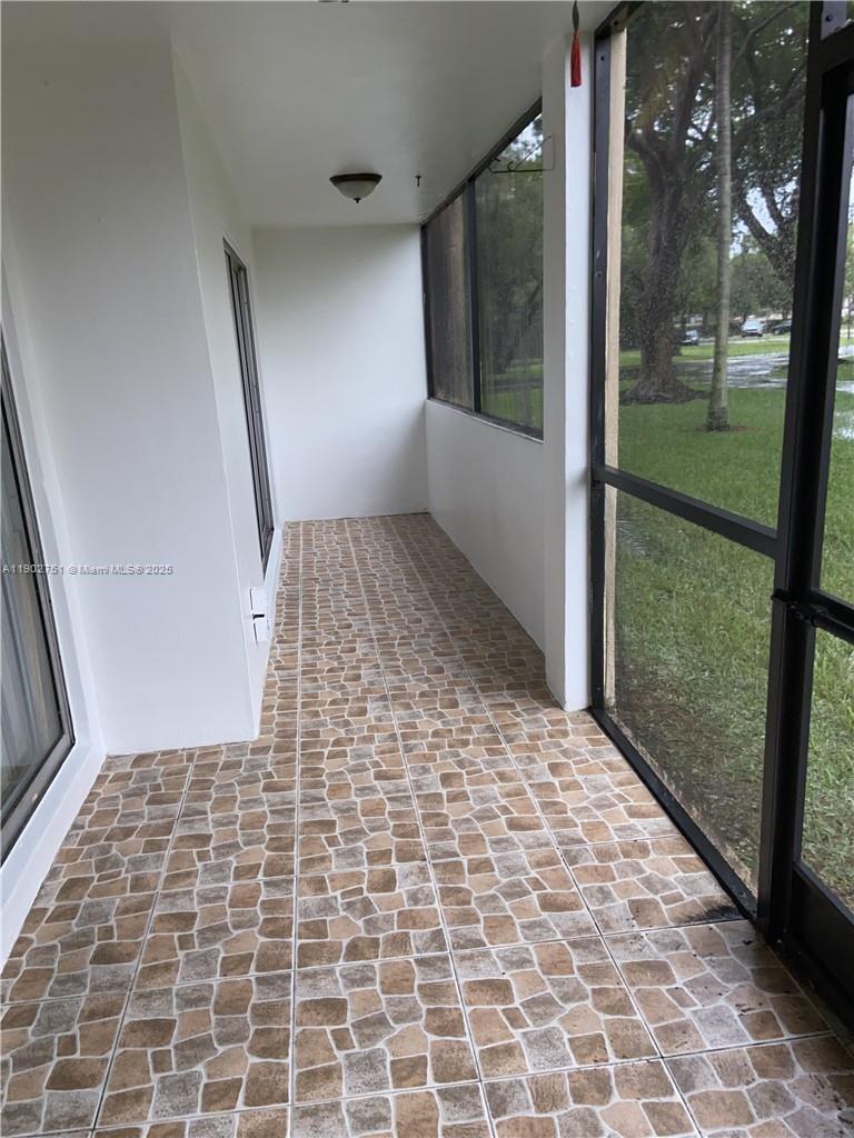 SUNRISE ISLAND CONDOMINIU - Residential