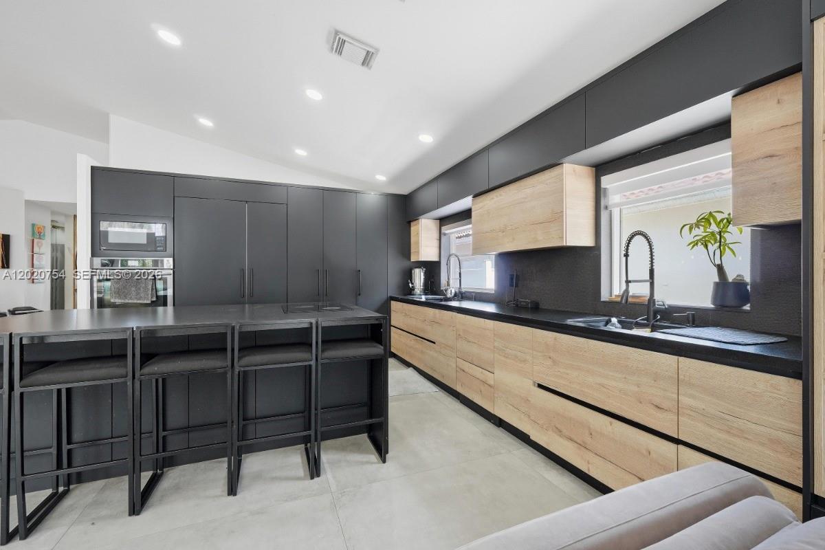 BANYAN OAKRIDGE PLAT - Residential