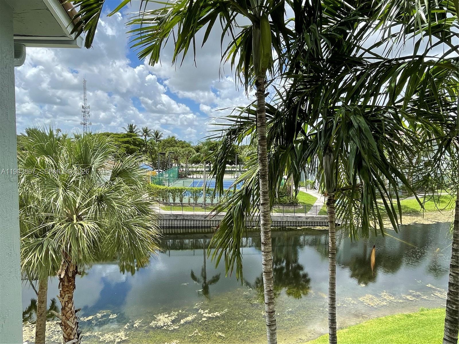 LA VIA CONDO - Residential Lease