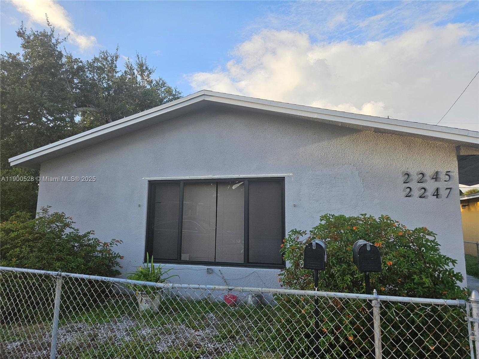 LIBERIA - Residential Lease