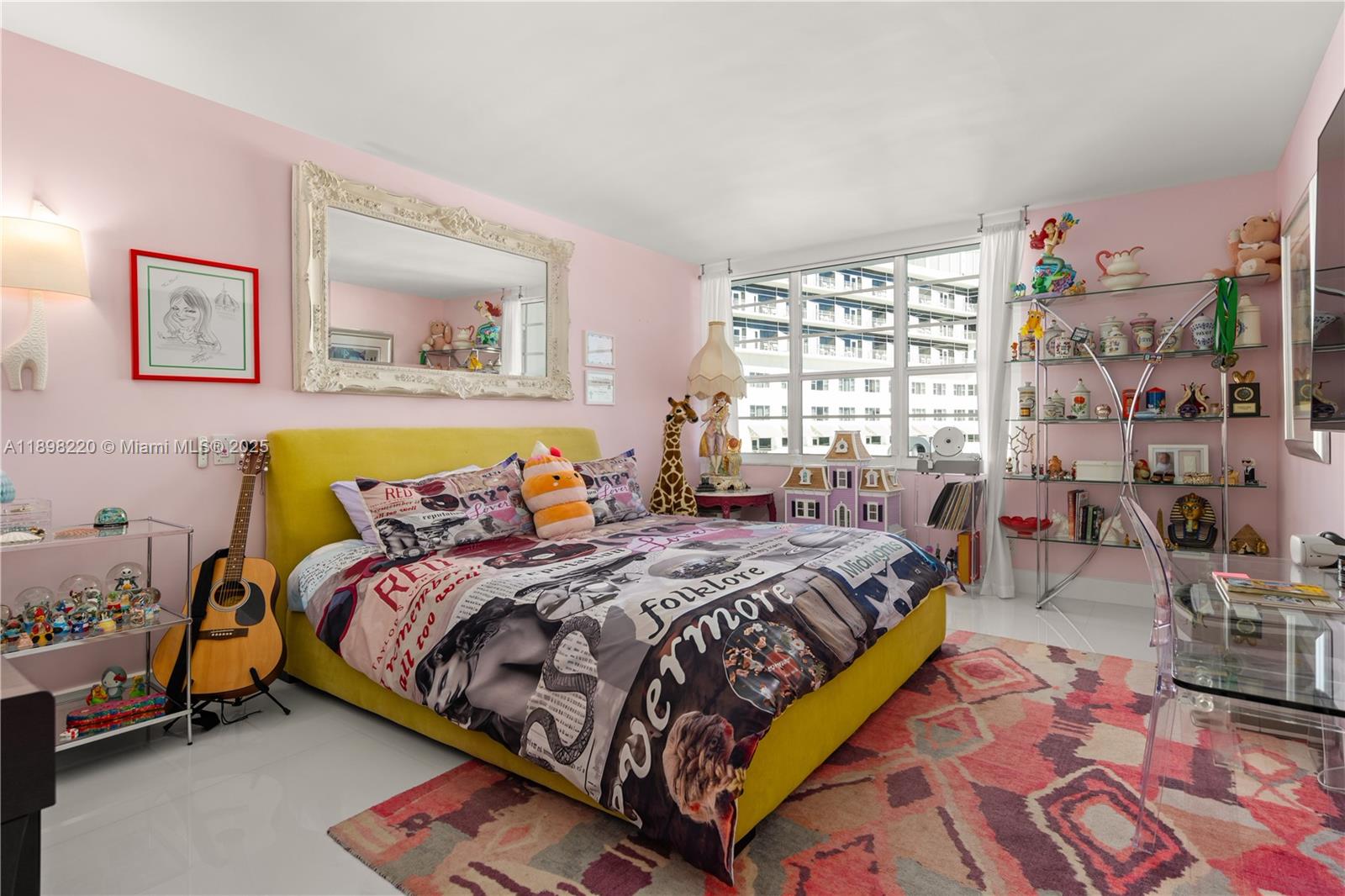 THE DECOPLAGE CONDO - Residential