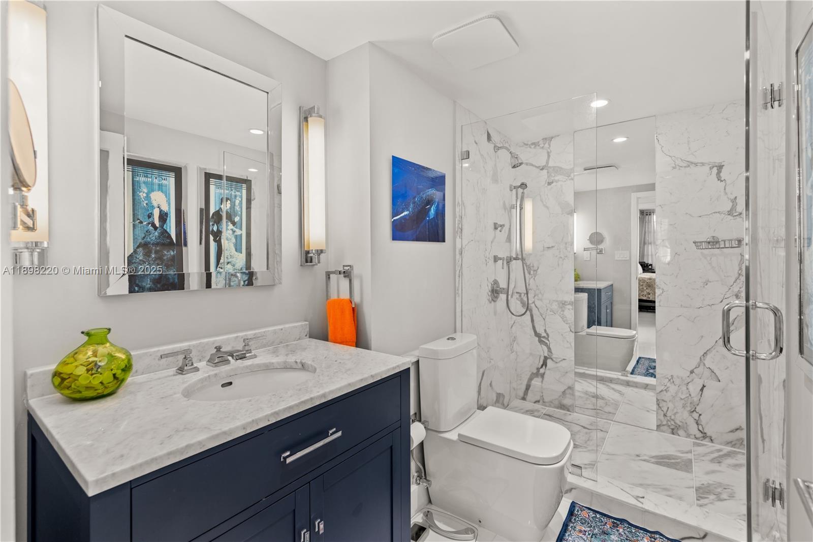 THE DECOPLAGE CONDO - Residential