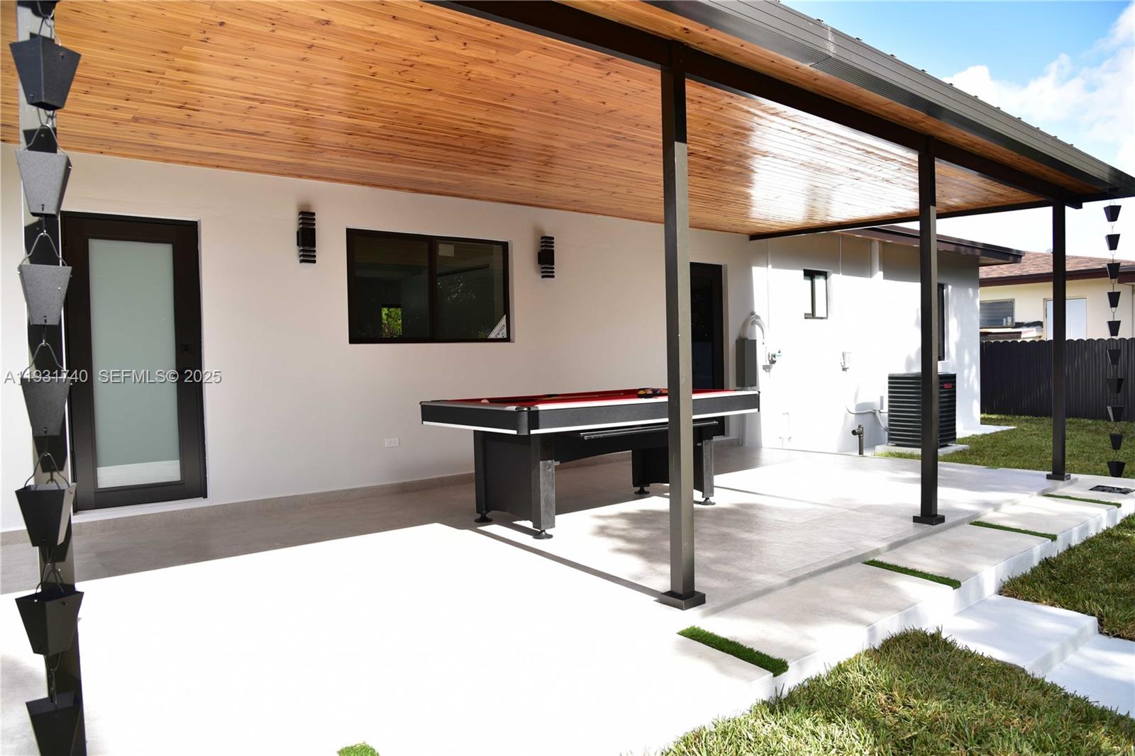 SUNNY ACRES - Residential