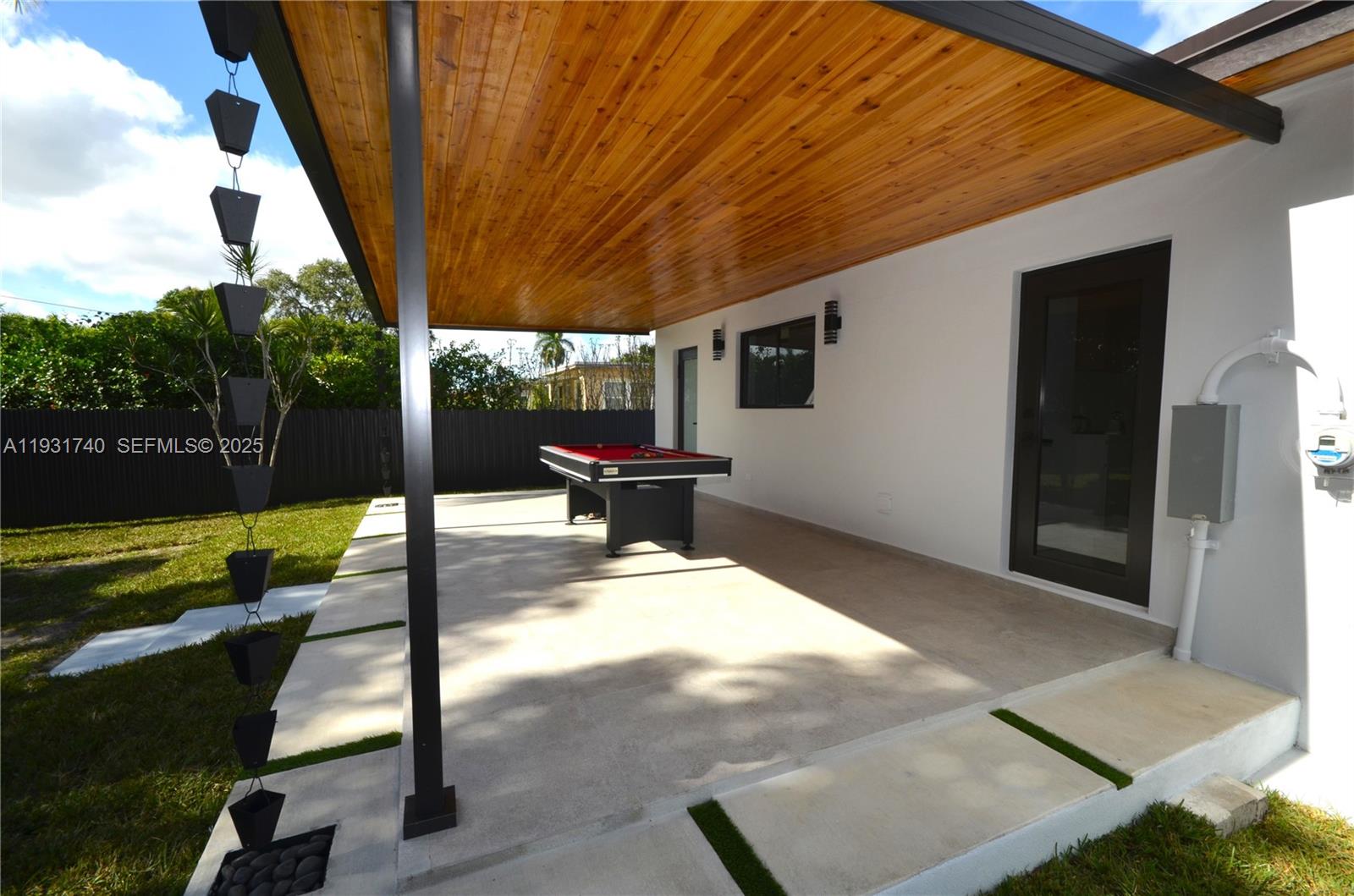 SUNNY ACRES - Residential