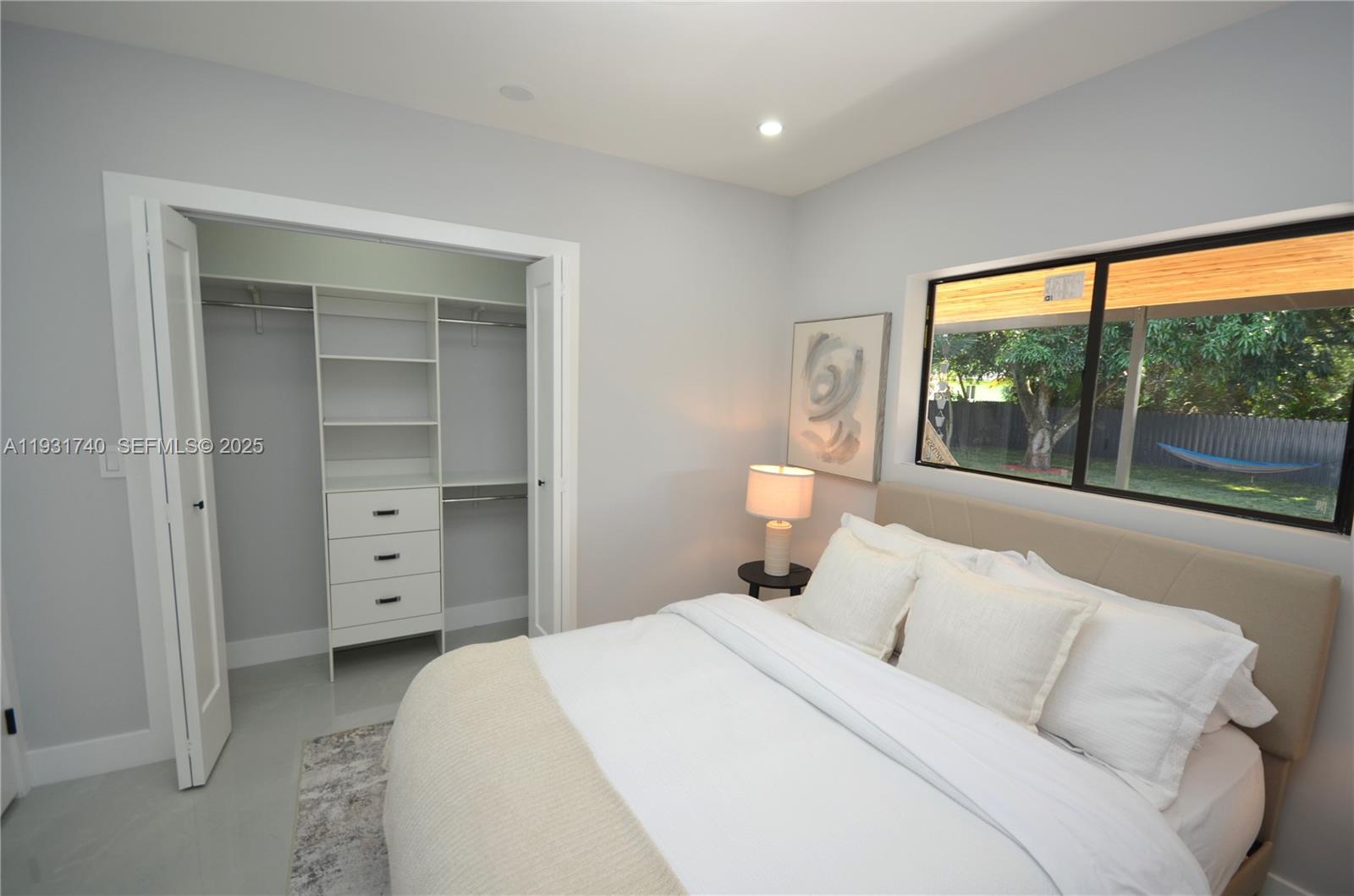 SUNNY ACRES - Residential