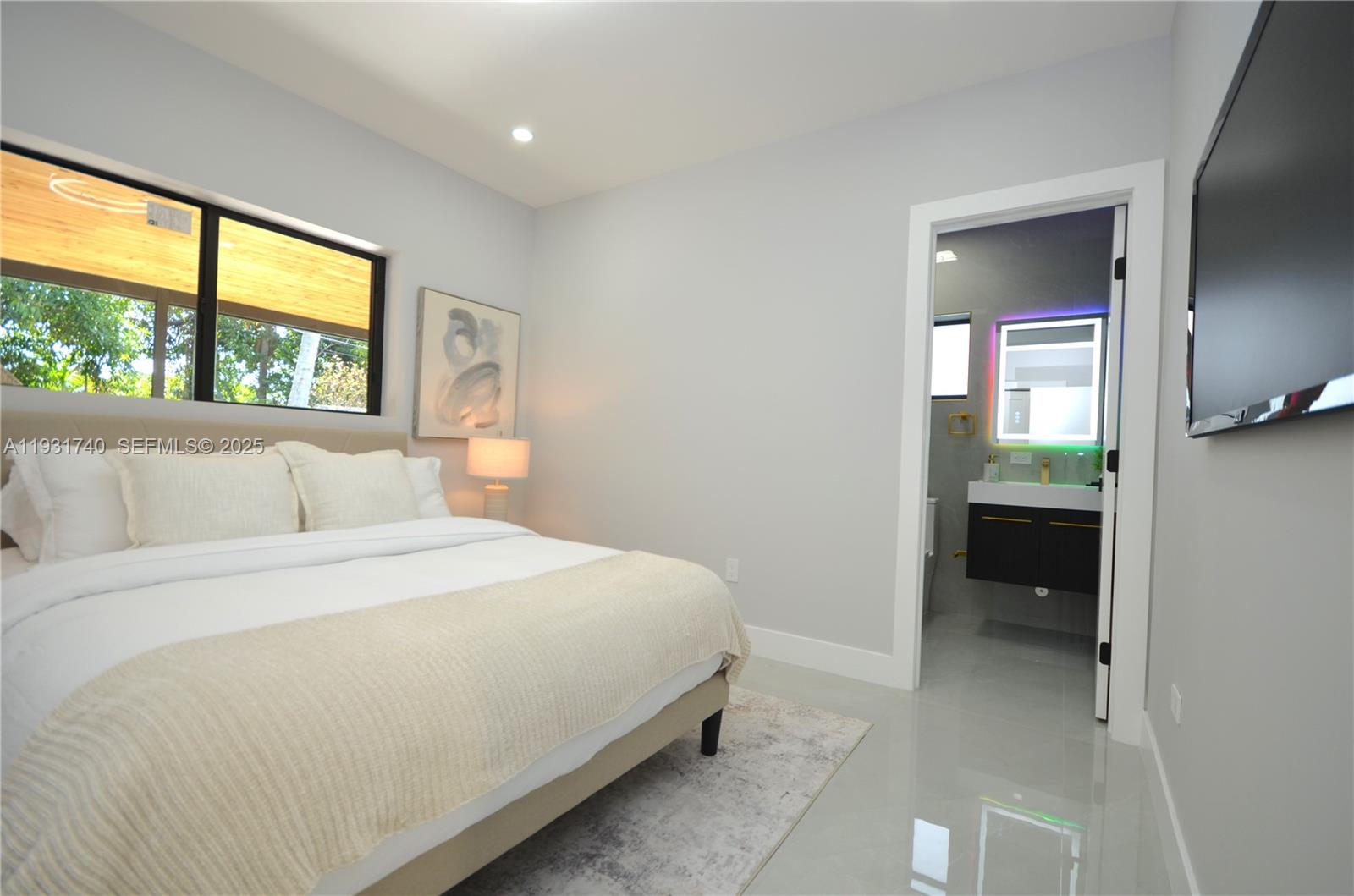 SUNNY ACRES - Residential