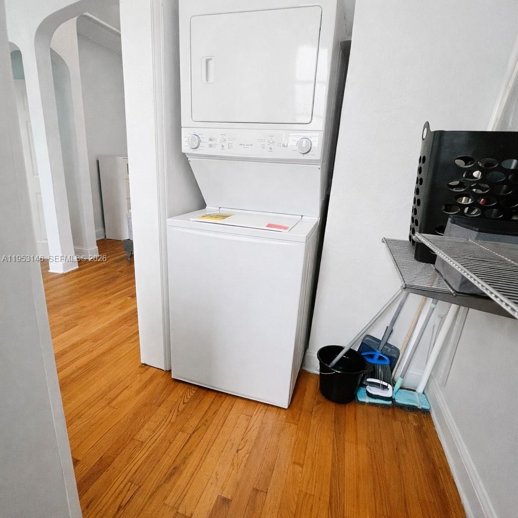 VILLA GATSBY CONDO - Residential