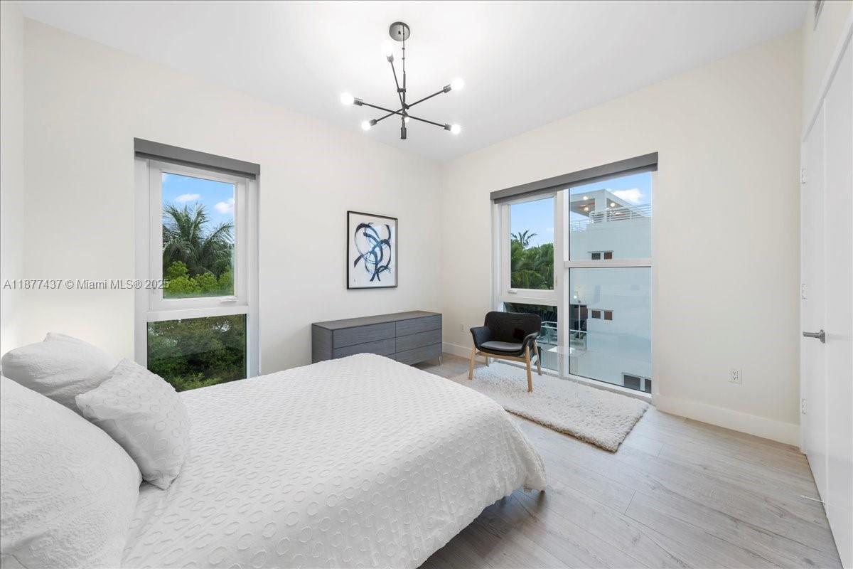 ONE BAY CONDO - Residential Lease