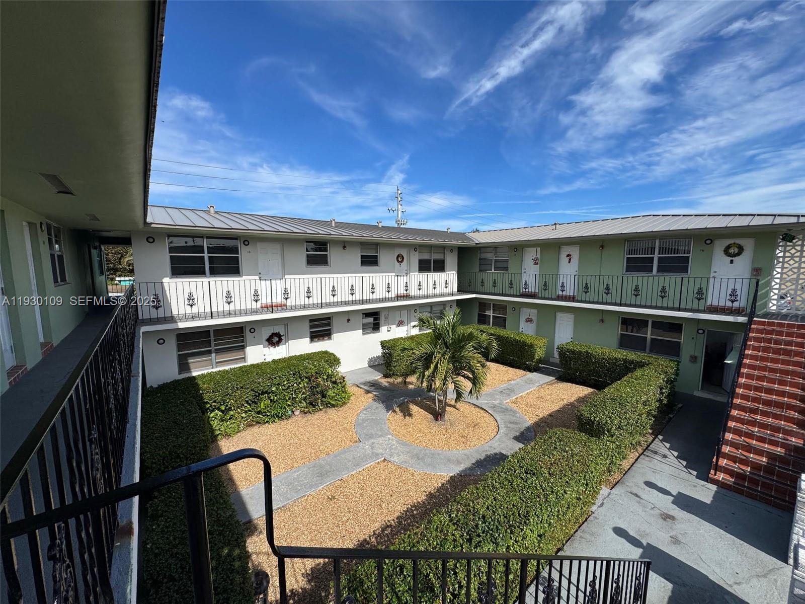 WINONA PARK - Residential Lease