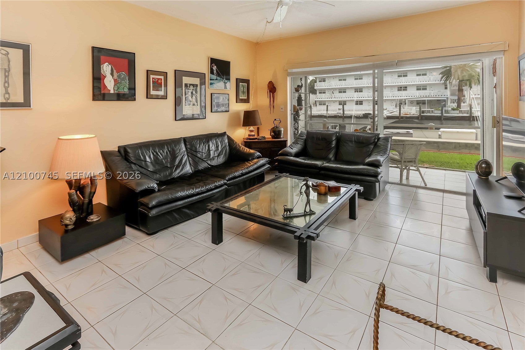 440 Paradise Isle Blvd 107
