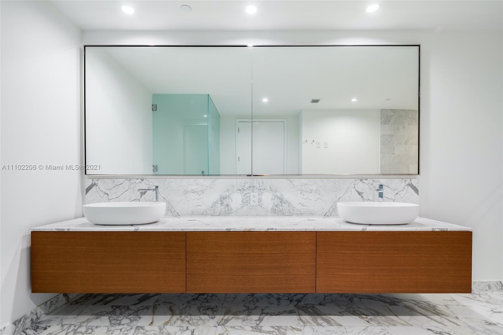 OCEANA BAL HARBOUR CONDO - Residential