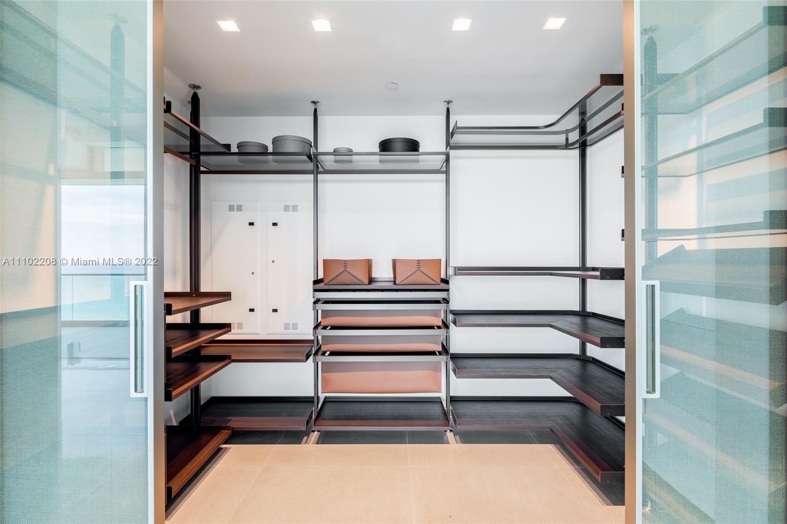 OCEANA BAL HARBOUR CONDO - Residential